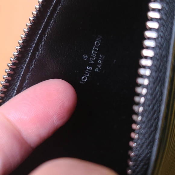 NEW UNUSED LOUIS VUITTON LV BLACK EPI LEATHER FELICIE ZIP INSERT SILVER HARDWARE - Picture 8 of 13